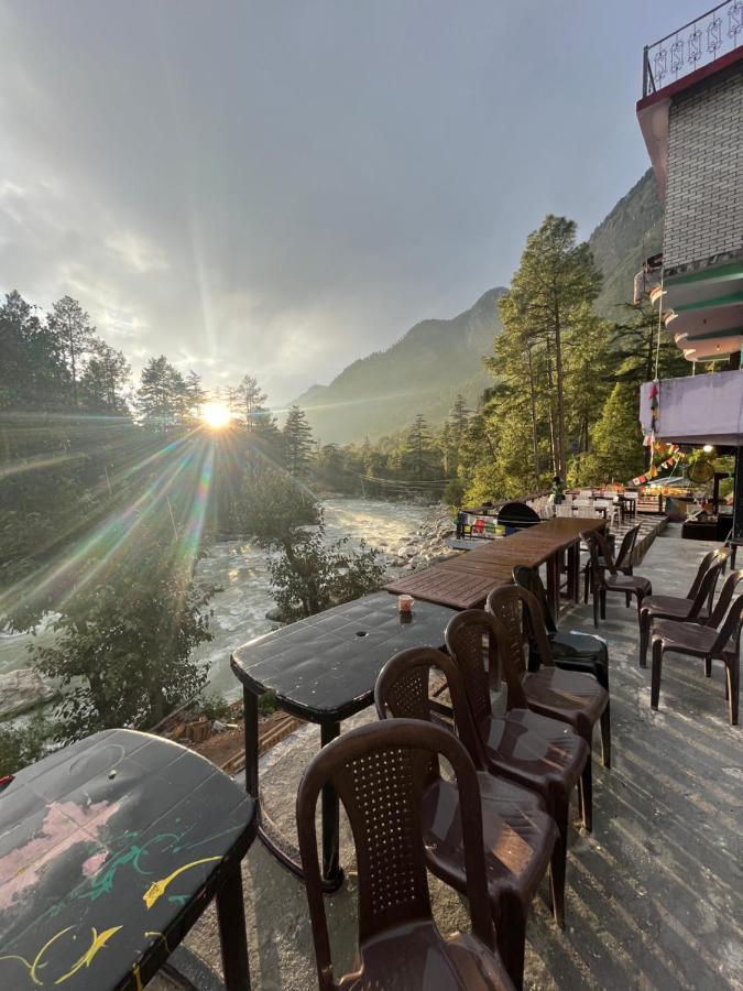 Shanti Cafe & Hostels Касоль Экстерьер фото