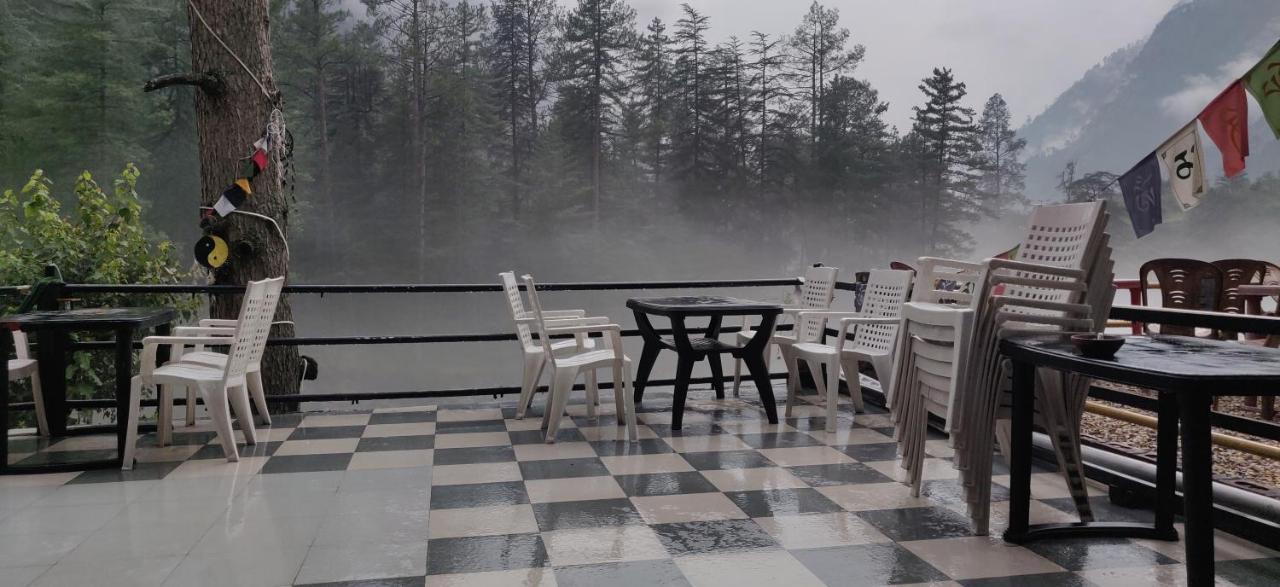 Shanti Cafe & Hostels Касоль Экстерьер фото