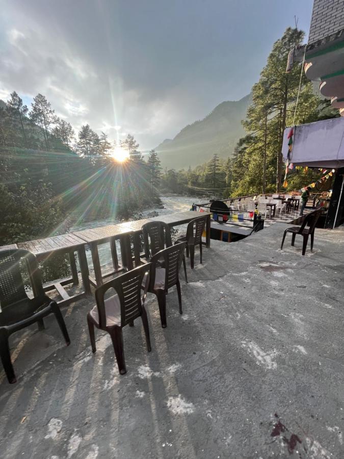 Shanti Cafe & Hostels Касоль Экстерьер фото