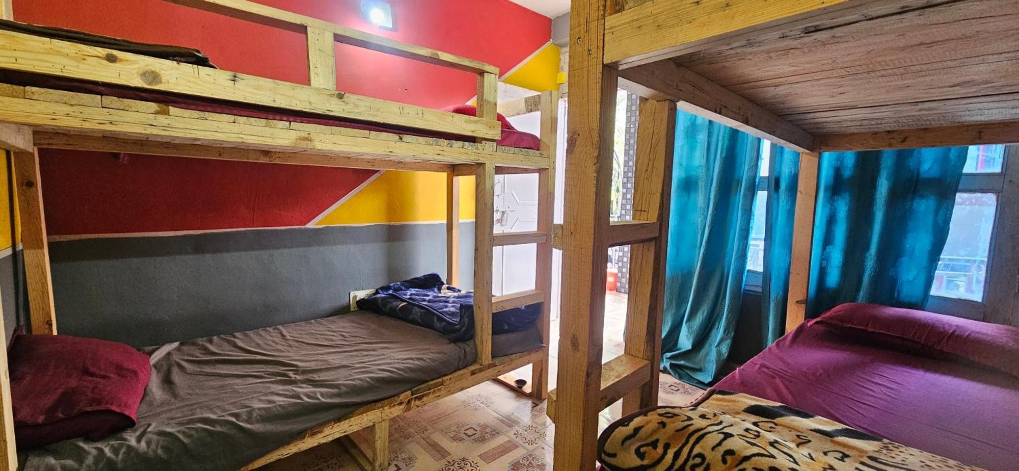 Shanti Cafe & Hostels Касоль Экстерьер фото